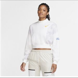 Nike Sportswear Essential Women's Fleece Crop Top